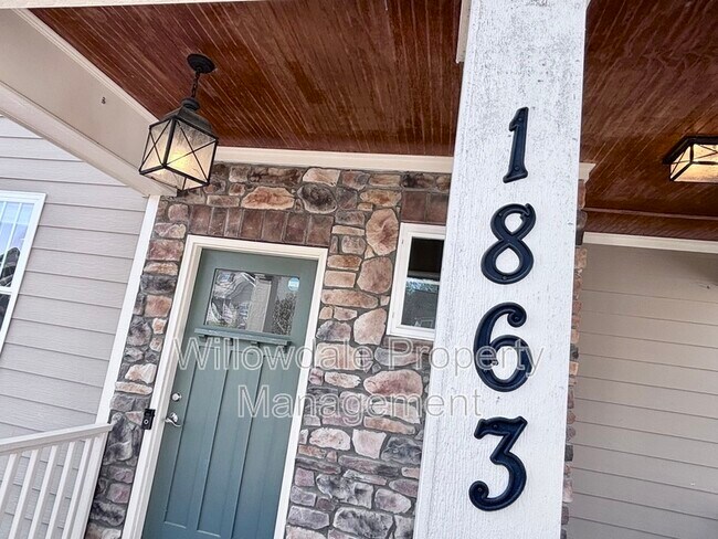 Photo - 1863 Lake Glen Dr