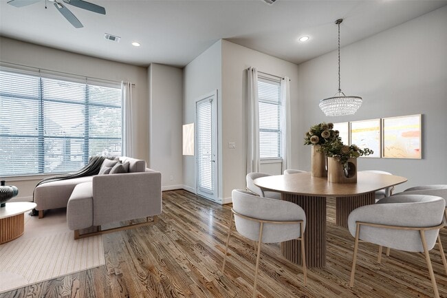 Photo - 1508 Beall St