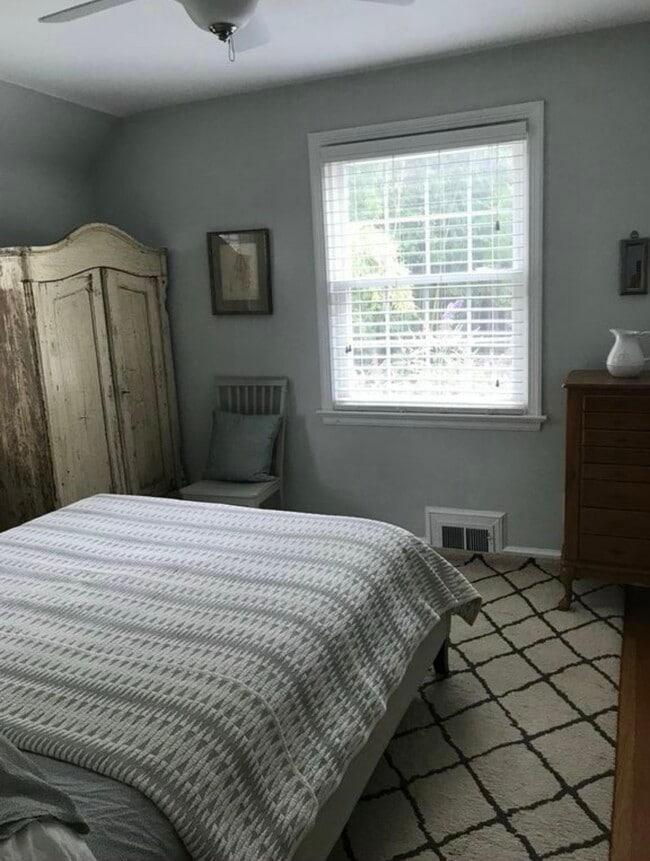 Photo - 4629 Tilden St NW