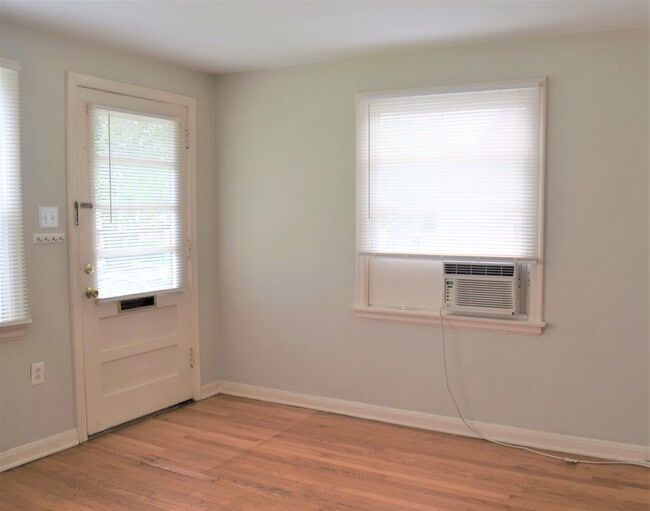 Photo - 1229 Louisville Ave