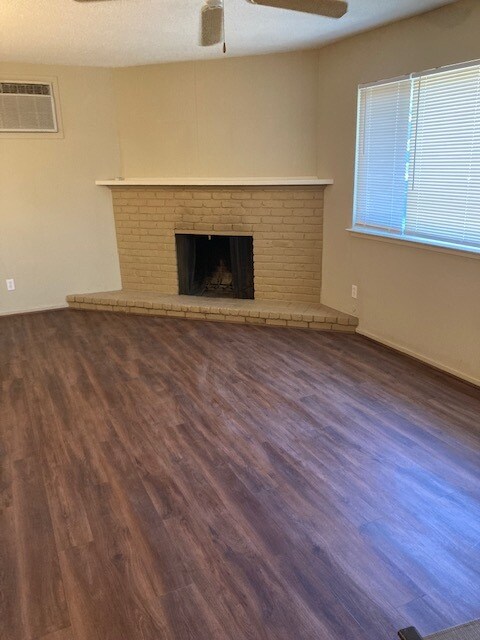 Photo - 1140 Azusa St