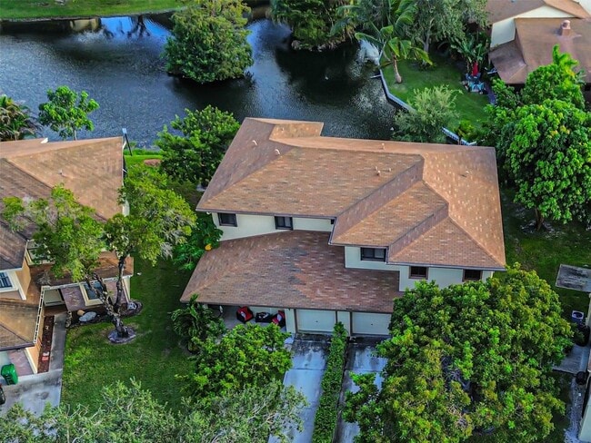 Photo - 6094 Live Oak Ct