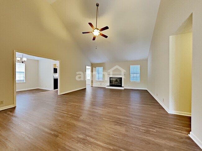 Photo - 1516 Crosswind Dr