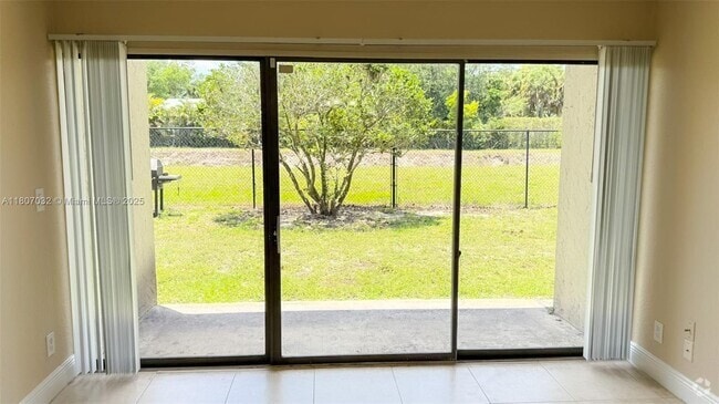Building Photo - 1661 Balfour Point Dr Unit C Rental