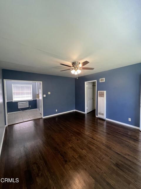 Photo - 253 E Center St