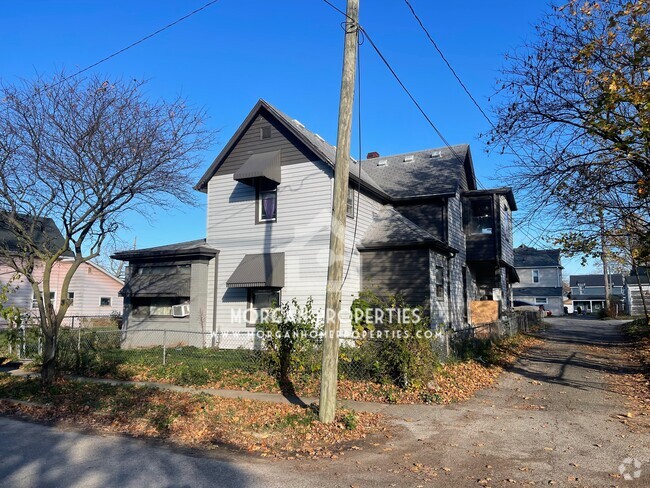 Building Photo - 1506 Walnut St Unit 1 Rental