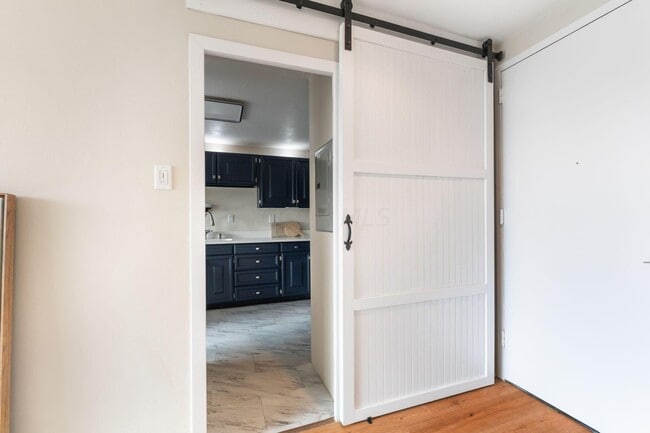 Photo - 1000 Urlin Ave Unit 11