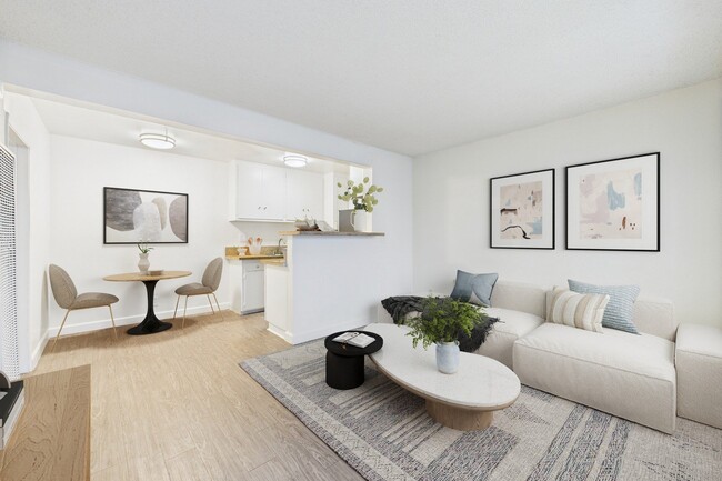 Building Photo - Roscoe Terrace Rental