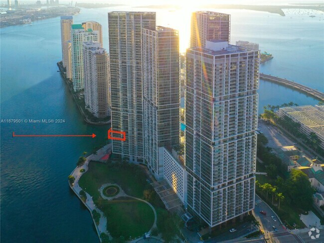 Building Photo - 465 Brickell Ave Unit 1002 Rental