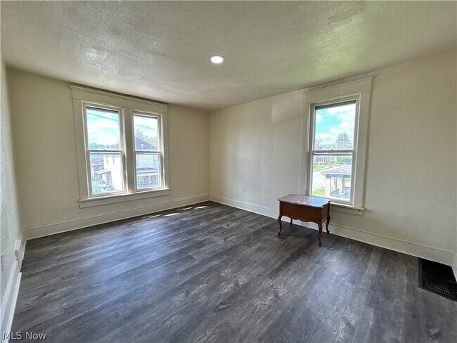 Photo - 1317 Plum St Unit Apt 2