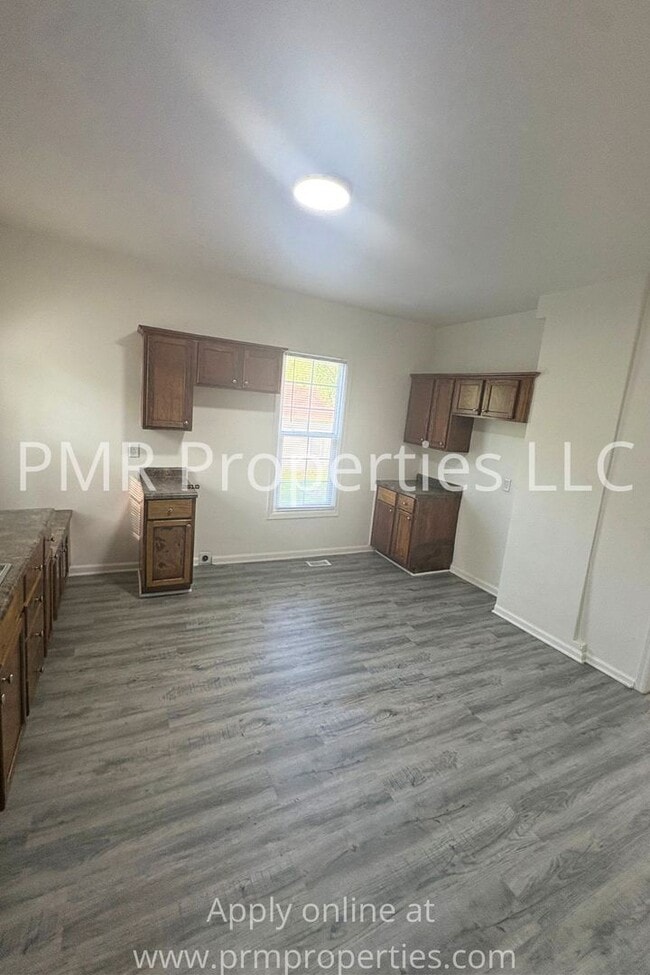 Photo - 3 Bedrooms / 1 Bathroom House