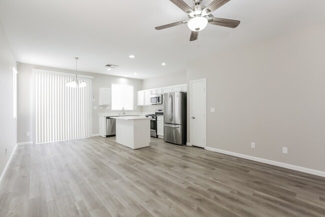 Photo - 9782 Vista Crest Ave