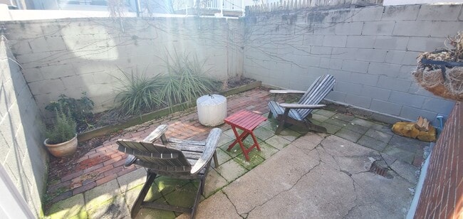 Photo - 1818 Montrose St