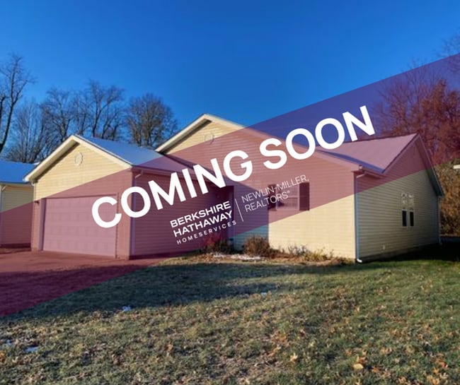 Building Photo - Collett Meadows - Large open floor plan, 4 bedroom Home with 2 baths - PETS WELCOME!