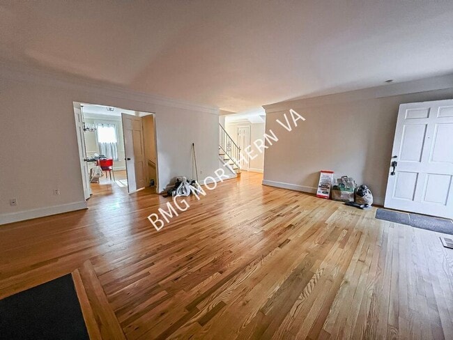 Photo - 1325 Lynnbrook Dr