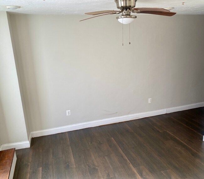 Photo - 32 Hinckley St Unit 1R