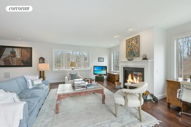 Photo - 48 White Oak Ln