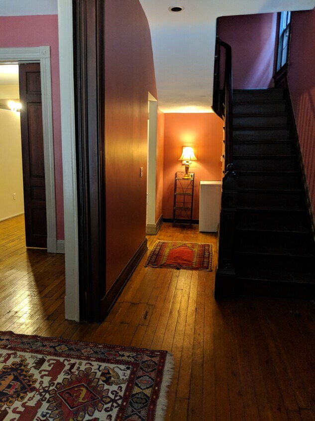 Photo - 223 W 4th St (Covington, KY)