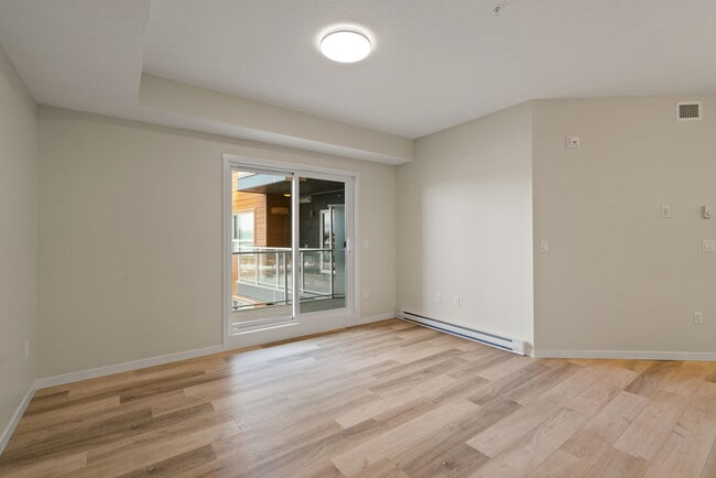 Photo - 360-360 Harvest Hills Way NE