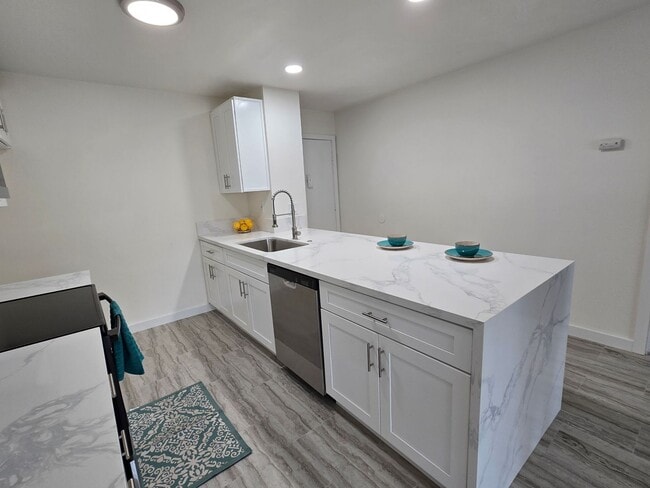 Photo - Downstairs 1 Bedroom Unit in Orange Unit A-09