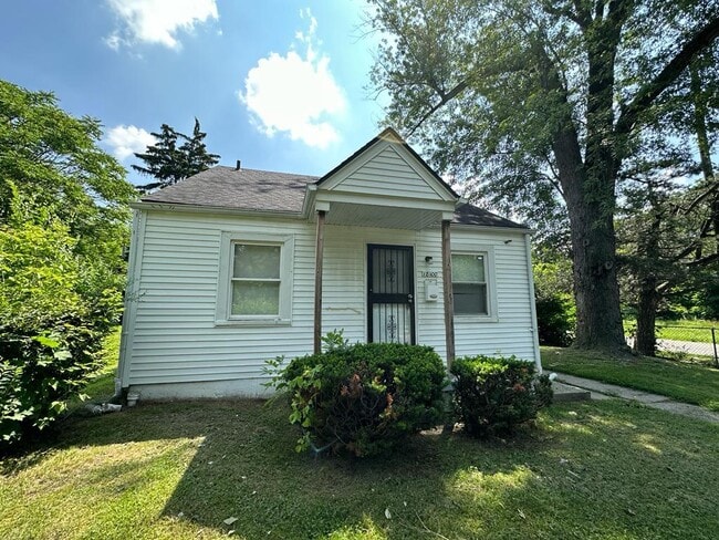 Building Photo - 18100 Vaughan St Rental
