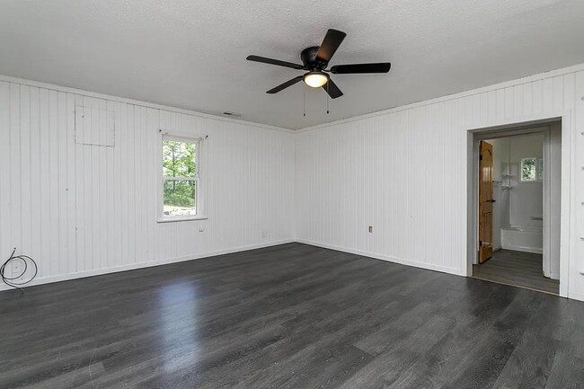 Photo - 2 bd, 1 ba house, just north of Columbia off of Route B, many updates, 1 acre lot