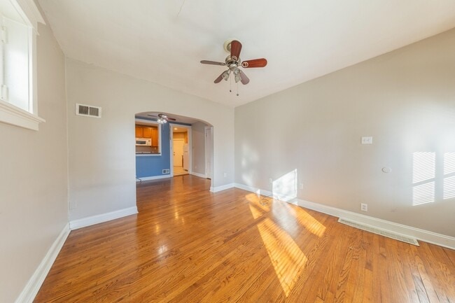 Photo - 2009 Maury Ave