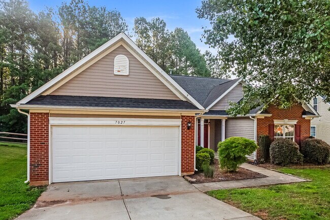 Photo - 7027 Merrymount Ct