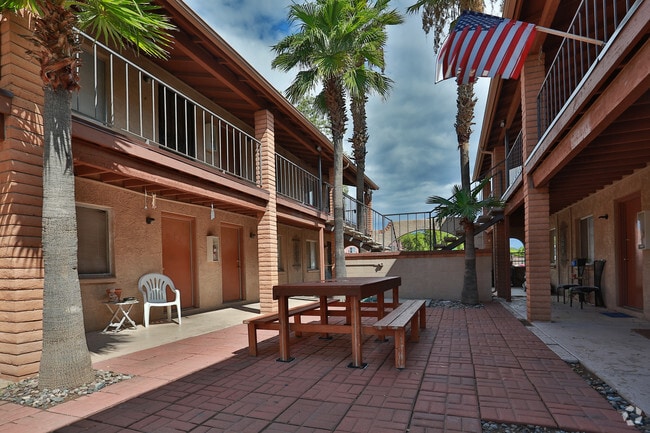Golden Sands Resorts