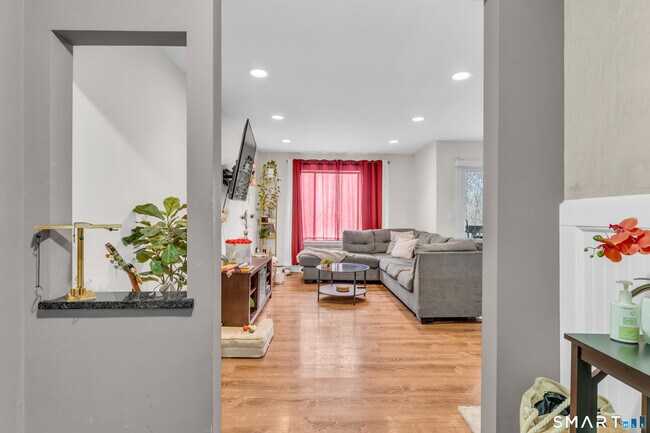 Photo - 175 Mill Pond Rd Unidad 444