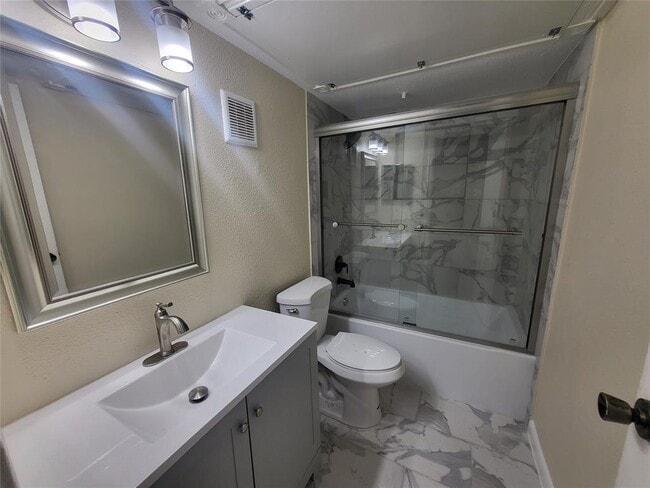Photo - 12955 Woodforest Blvd Condo Unit 77