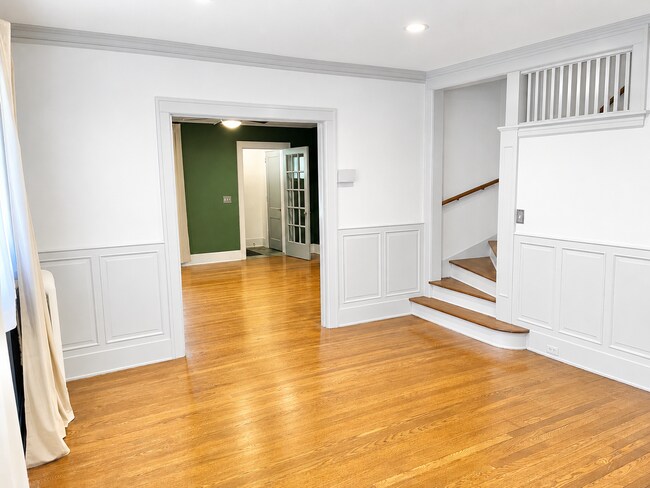 411 College Ave SE Unit 411