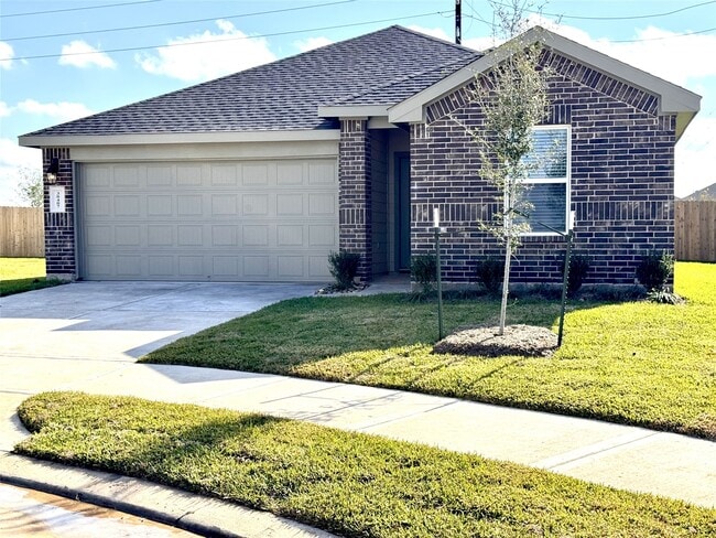 Building Photo - 30407 Carter Cv