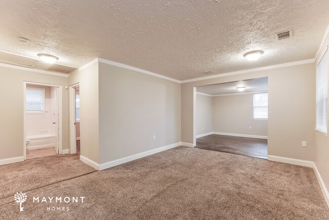 Photo - 516 Hazel Dr