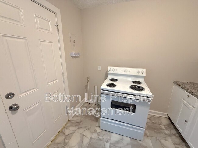 Photo - 2728 Remington St Unit 1