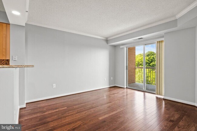 Photo - 3101 N Hampton Dr Unit 606