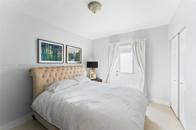 Photo - 6371 SW 23rd St