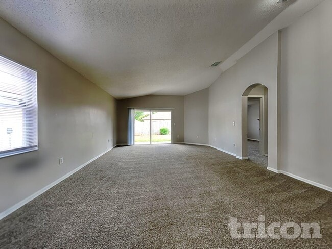 Photo - 4307 Country Hills Blvd