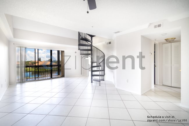 Photo - 2400 Feather Sound Dr