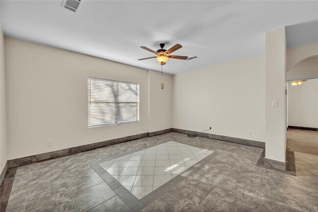 Photo - 170 Interstate Dr