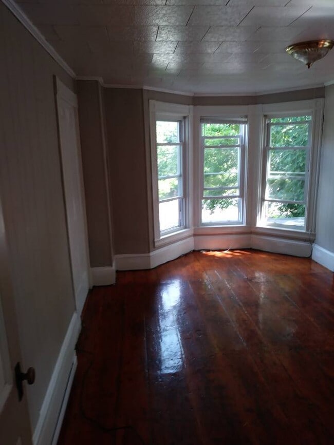 Photo - 21 Pleasant St Unidad 2