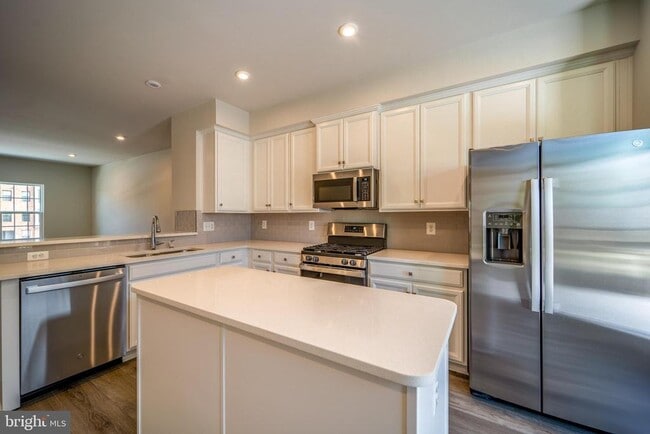 Photo - 14062 Sunrise Valley Dr