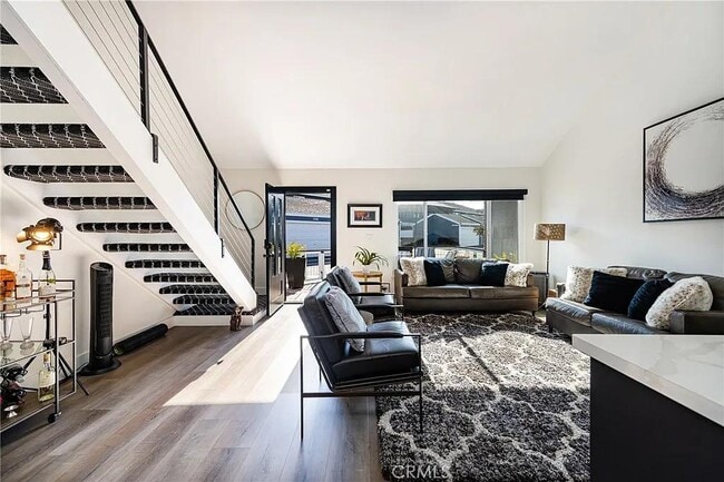 Photo - 139 Lexington Ln