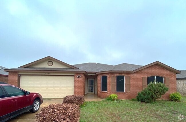 Building Photo - 5207 Holster Dr Rental