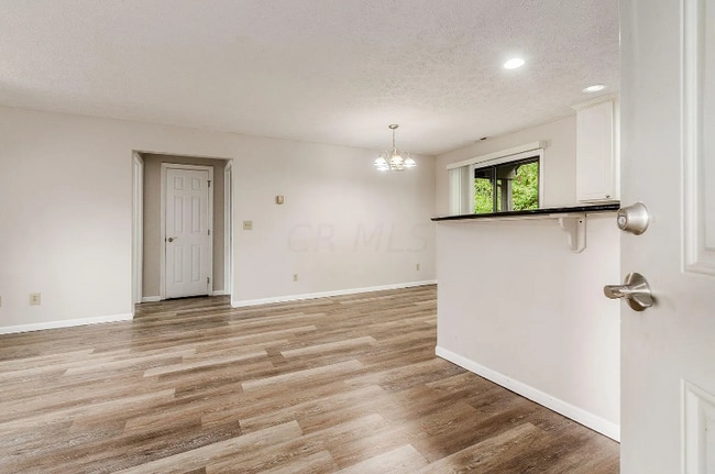 Photo - 5340 Darlington Rd