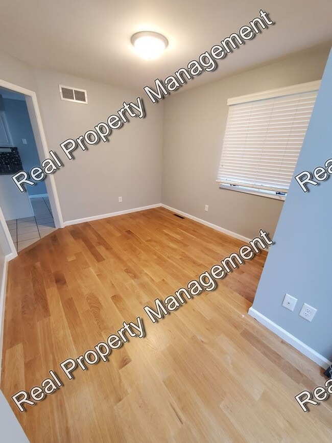 Photo - Spacious Chesterton Condo
