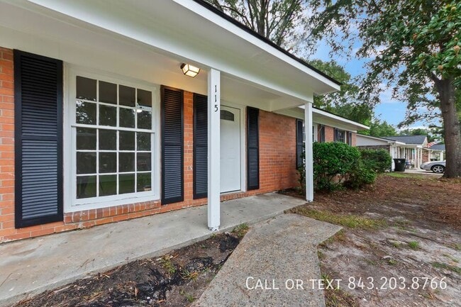 Photo - 115 Clarine Dr