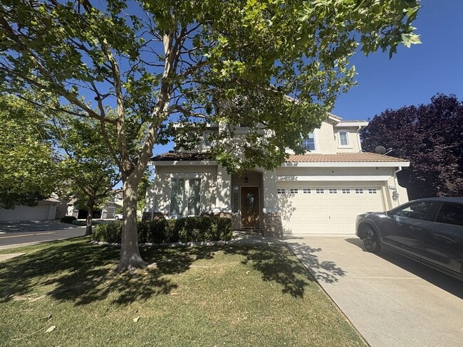 Building Photo - 9745 W Taron Dr