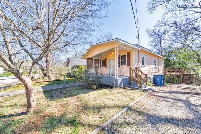 Photo - 1776 Spring Ave