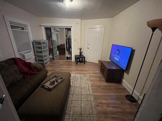 189 Irving St Unidad 4